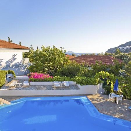Sunningdale Hotel Agia Galini Esterno foto