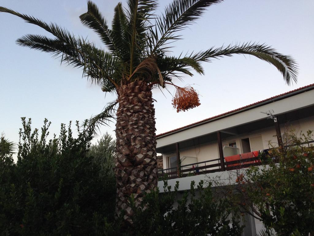Sunningdale Hotel Agia Galini Esterno foto