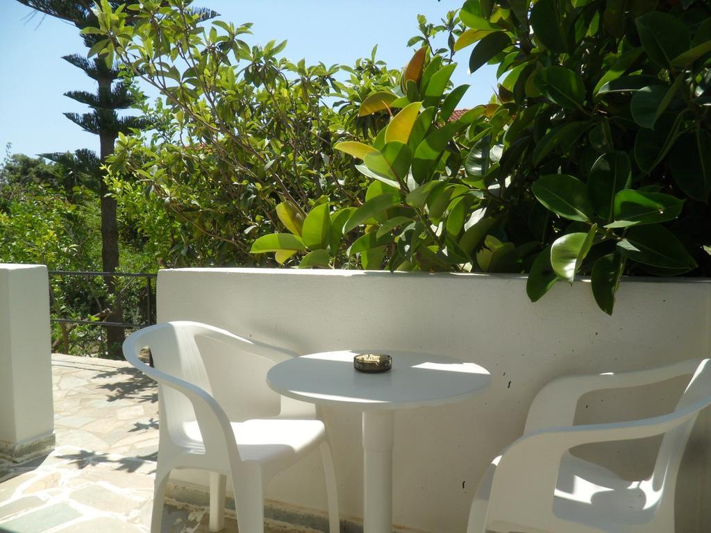 Sunningdale Hotel Agia Galini Esterno foto