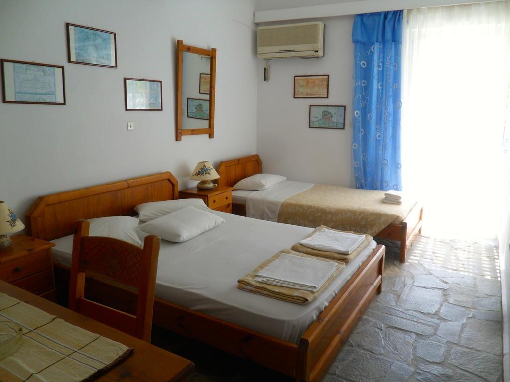 Sunningdale Hotel Agia Galini Esterno foto